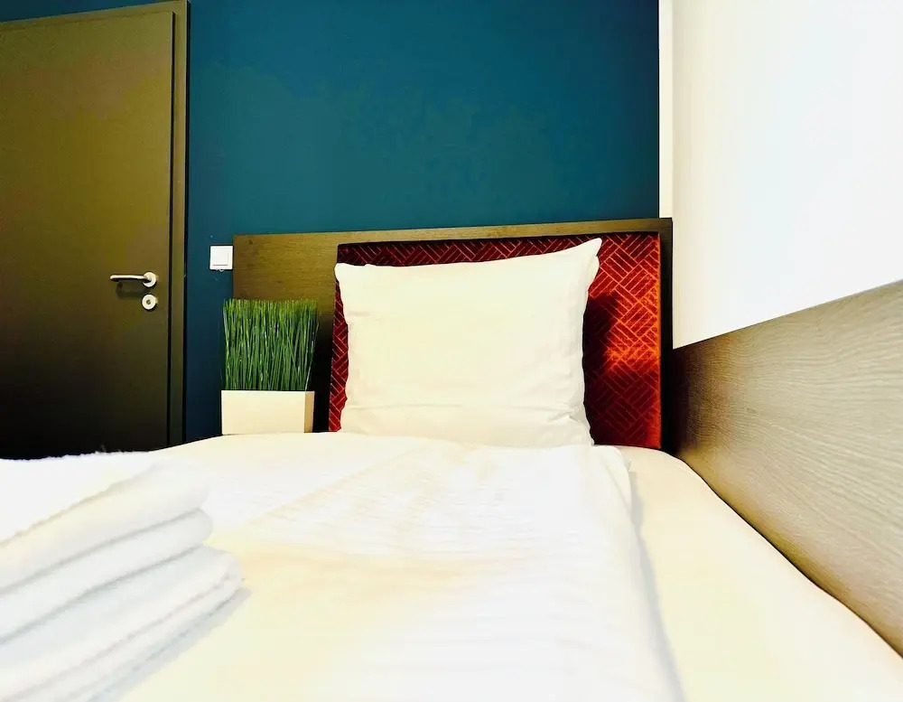 Foto - Arthotel Ambassador Wiesbaden - FREE PARKING