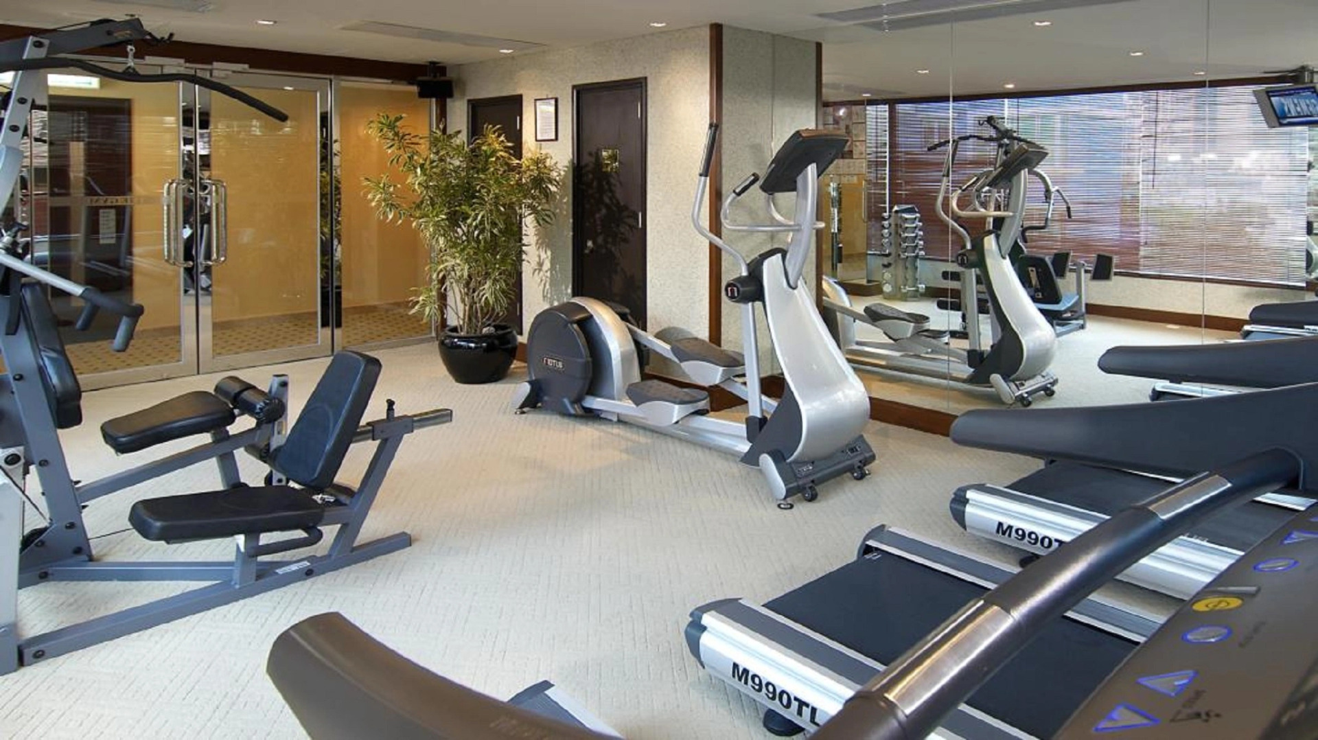 Foto - Lan Kwai Fong Hotel - Kau U Fong