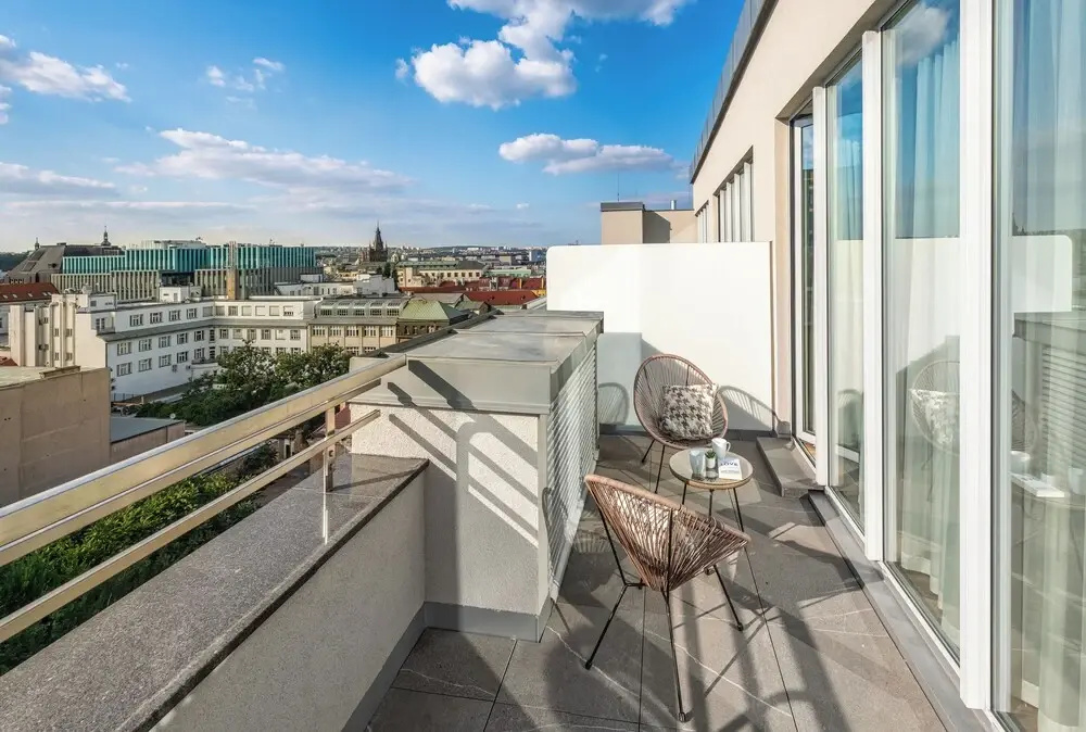 Photo - VN17 Rooftop Suites by Adrez