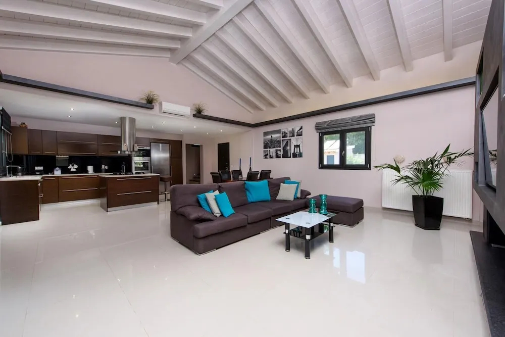 Foto - Villa Black White Dassia