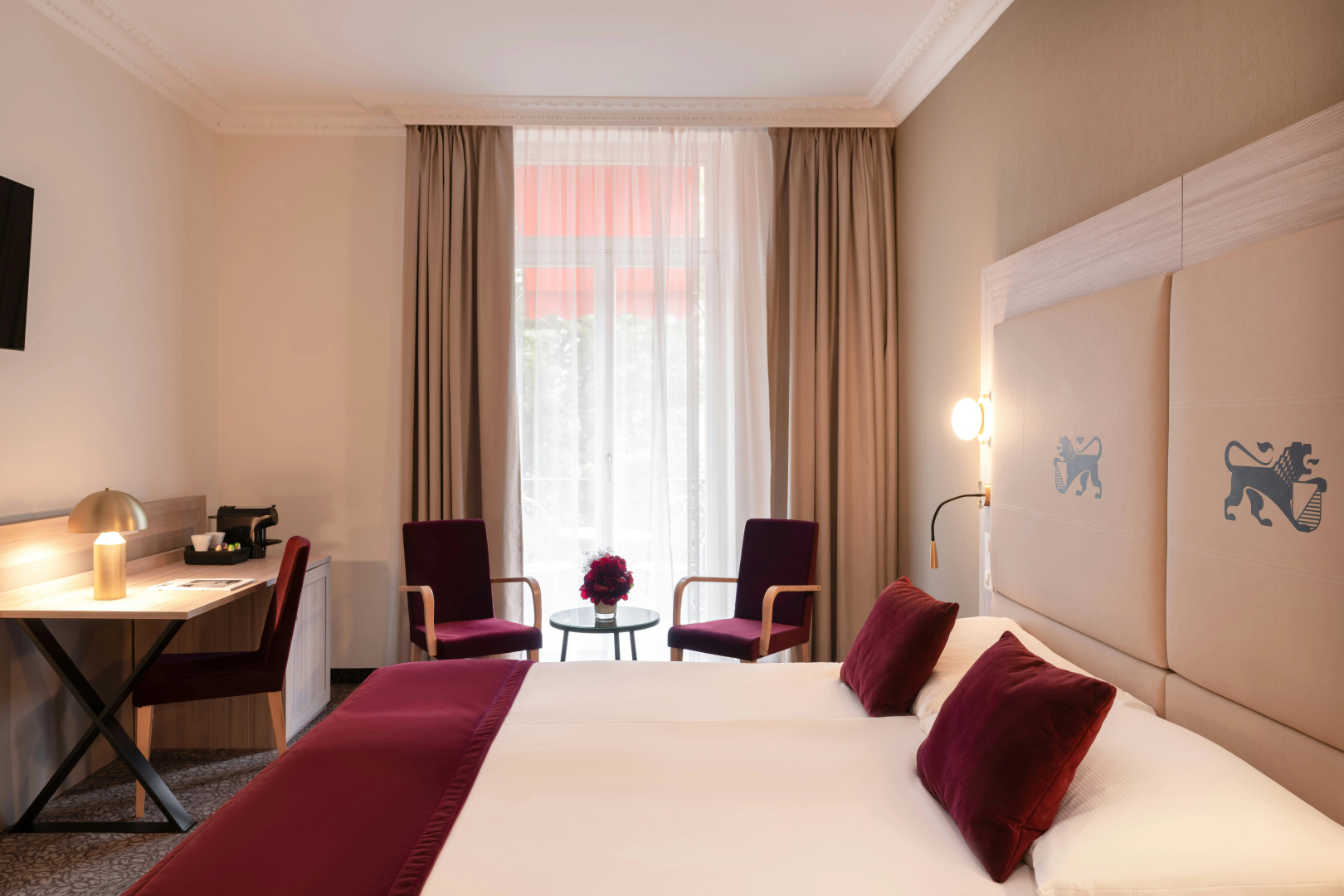 Foto - St Gotthard Hotel