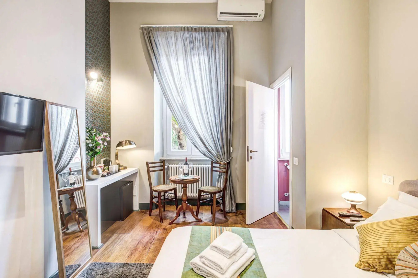 Photo - Tree Charme Trilussa