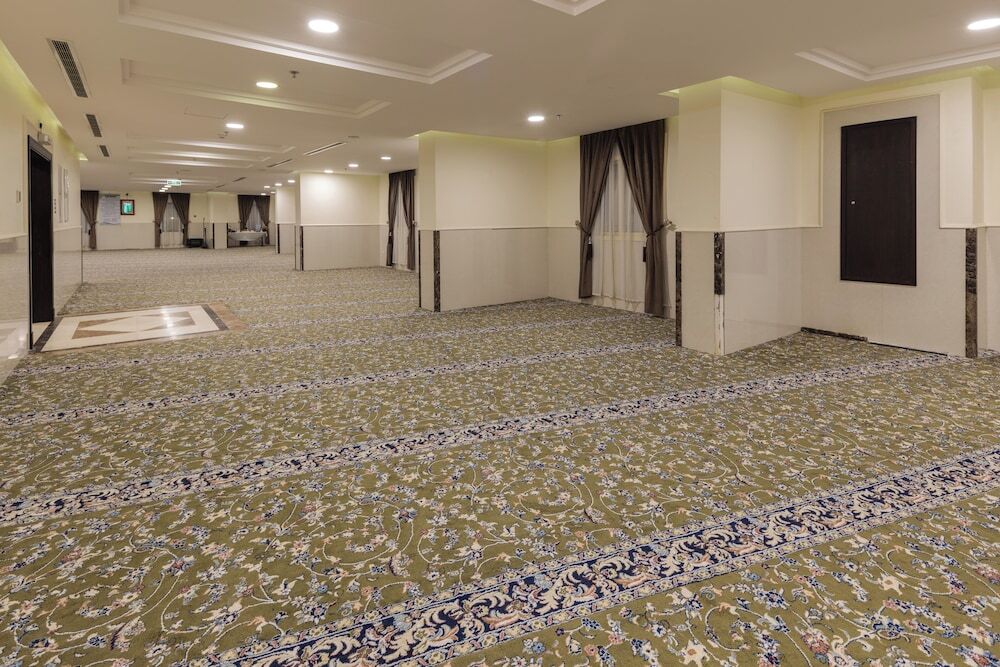 Photo - Snood Al Huda