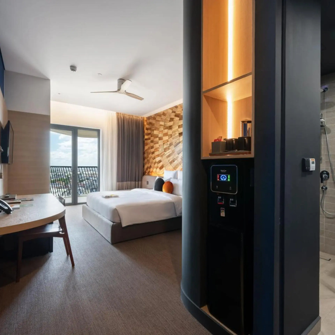 Photo - SUN & MOON, Riverside Hotel