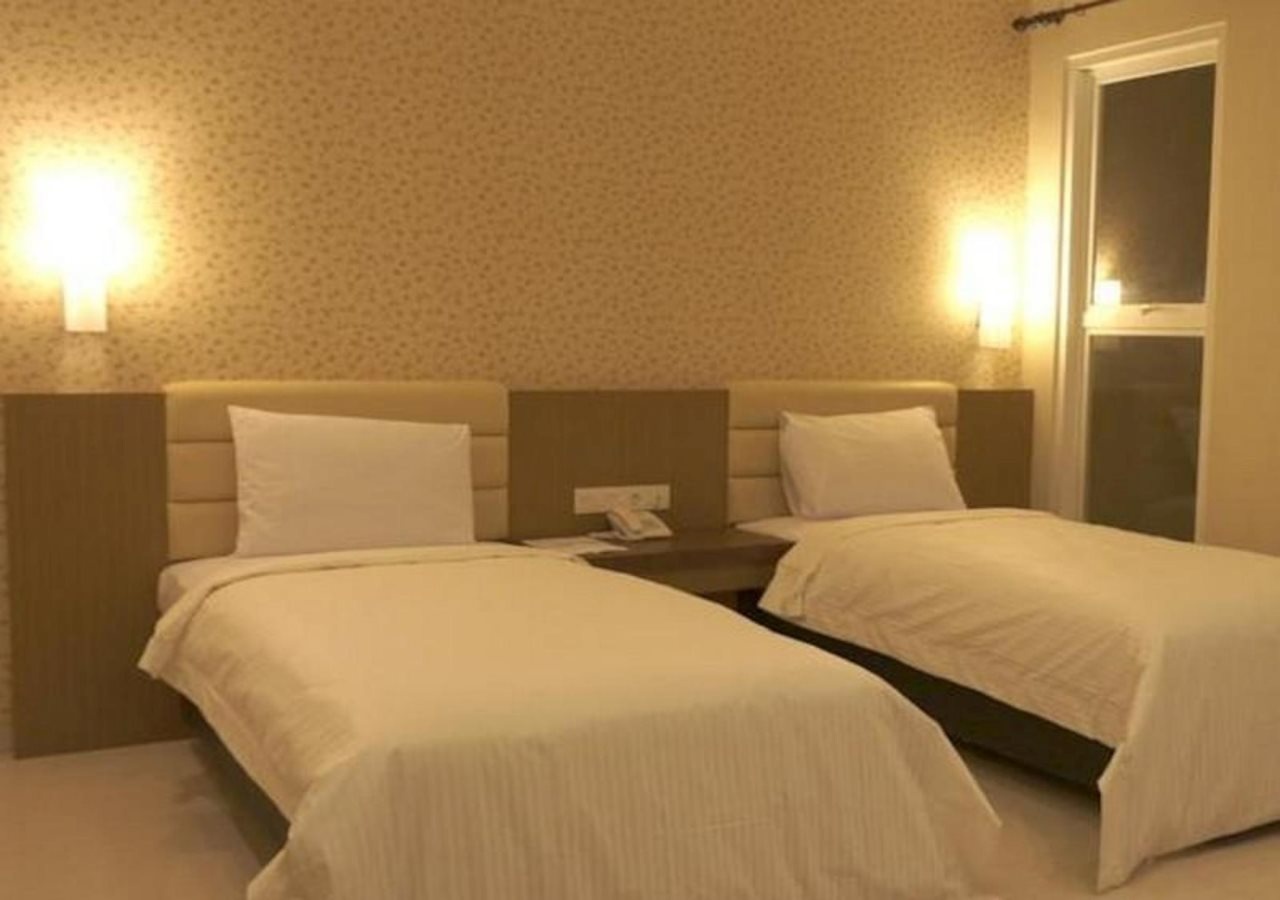 Life Emerald Hotel Surabaya