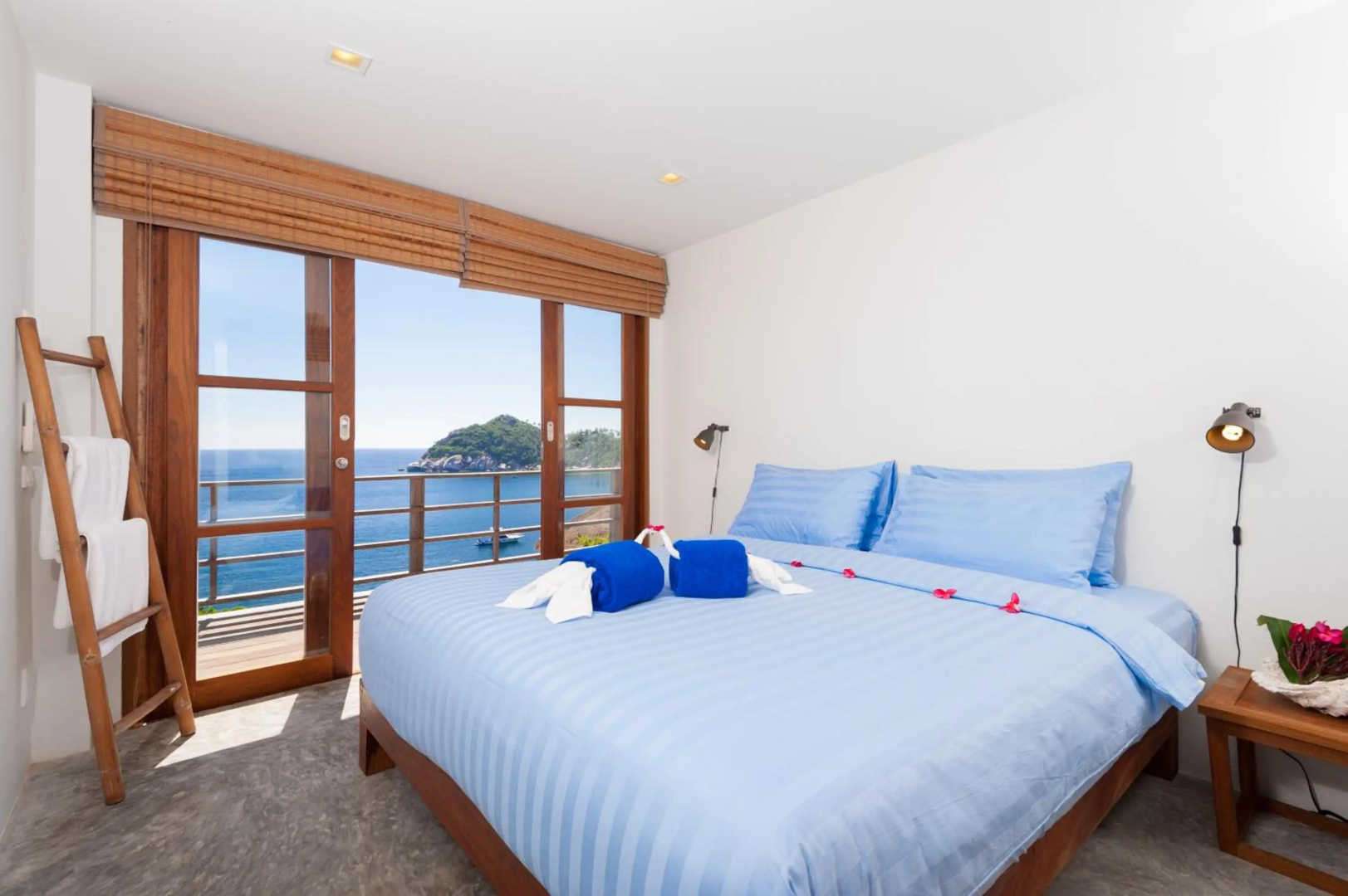 Cape Shark Pool Villas
