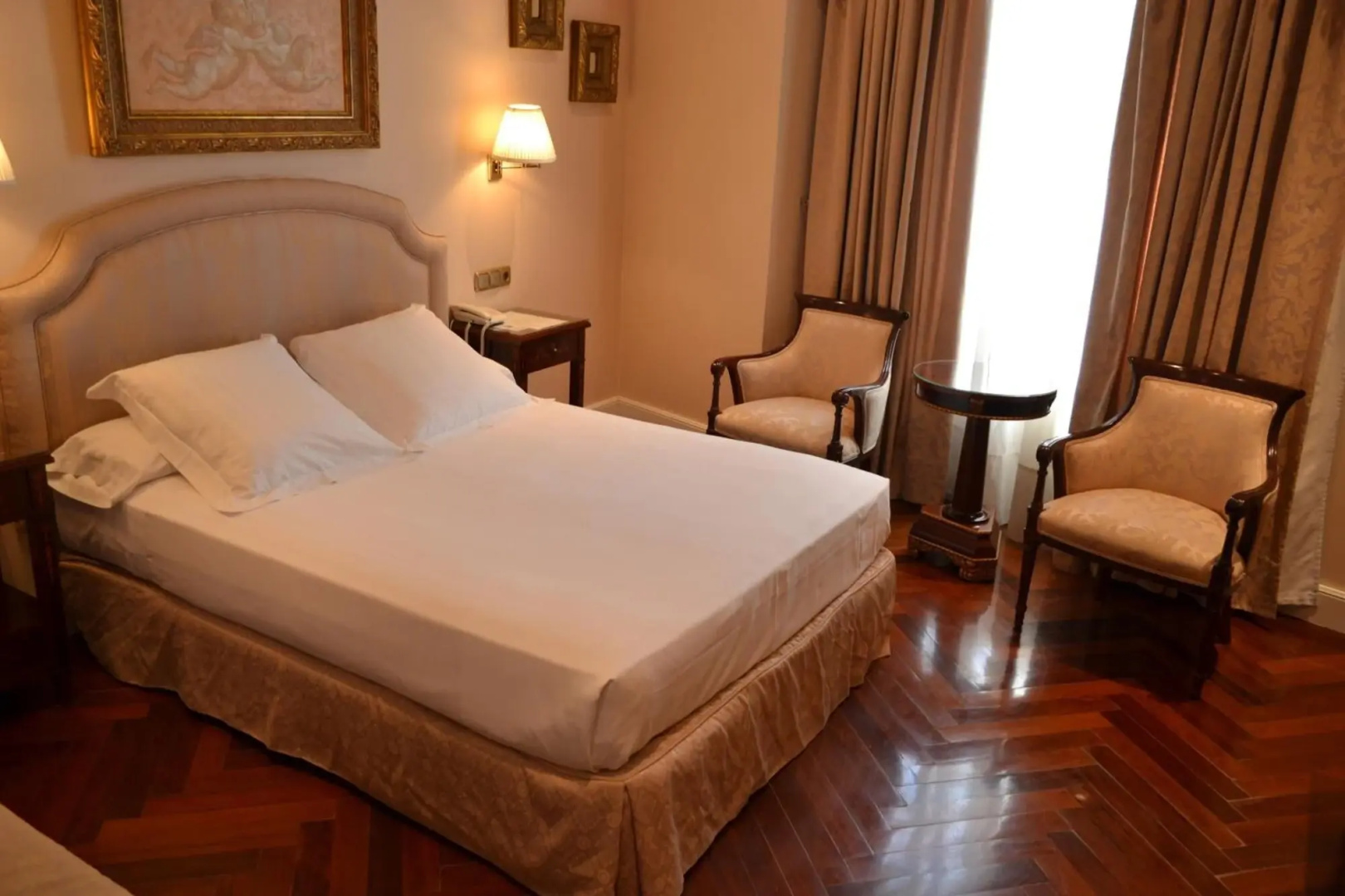 Photo - Alameda Palace