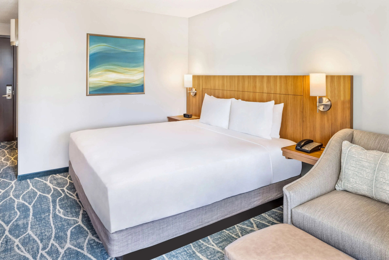 Photo - Hyatt Place Waikiki Beach