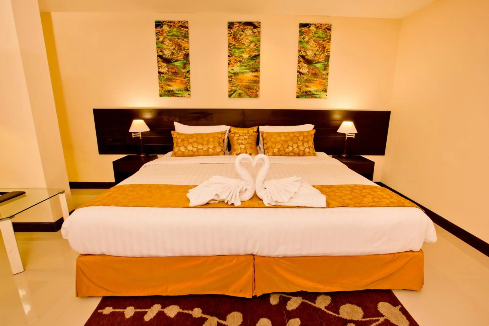 Foto - Sinsuvarn Airport Suite