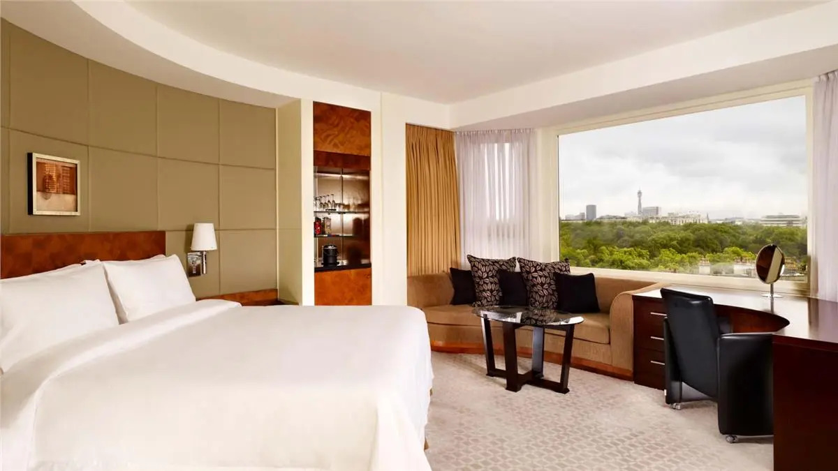 Photo - The Park Tower Knightsbridge, a Luxury Collection Hotel, London