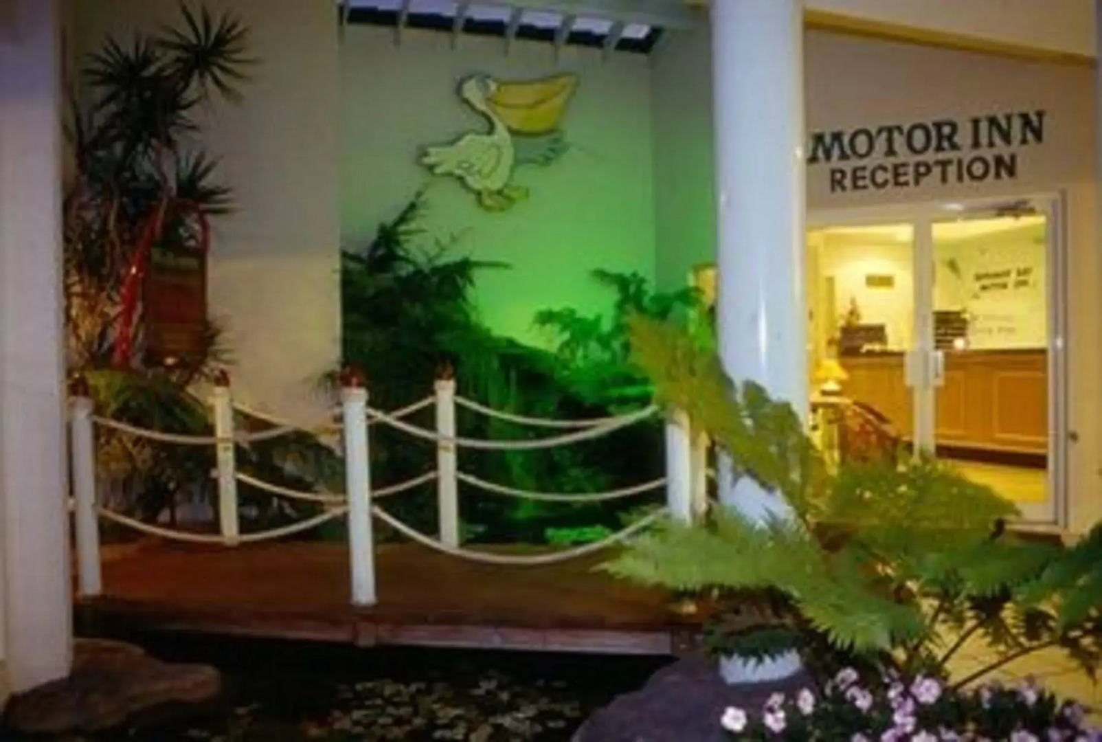 Photo - Runaway Bay Motor Inn