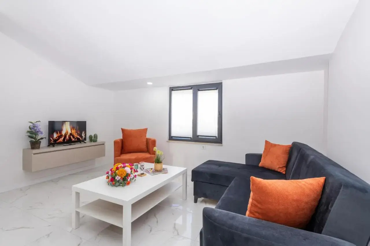 Photo - Echinus Lara Hotel