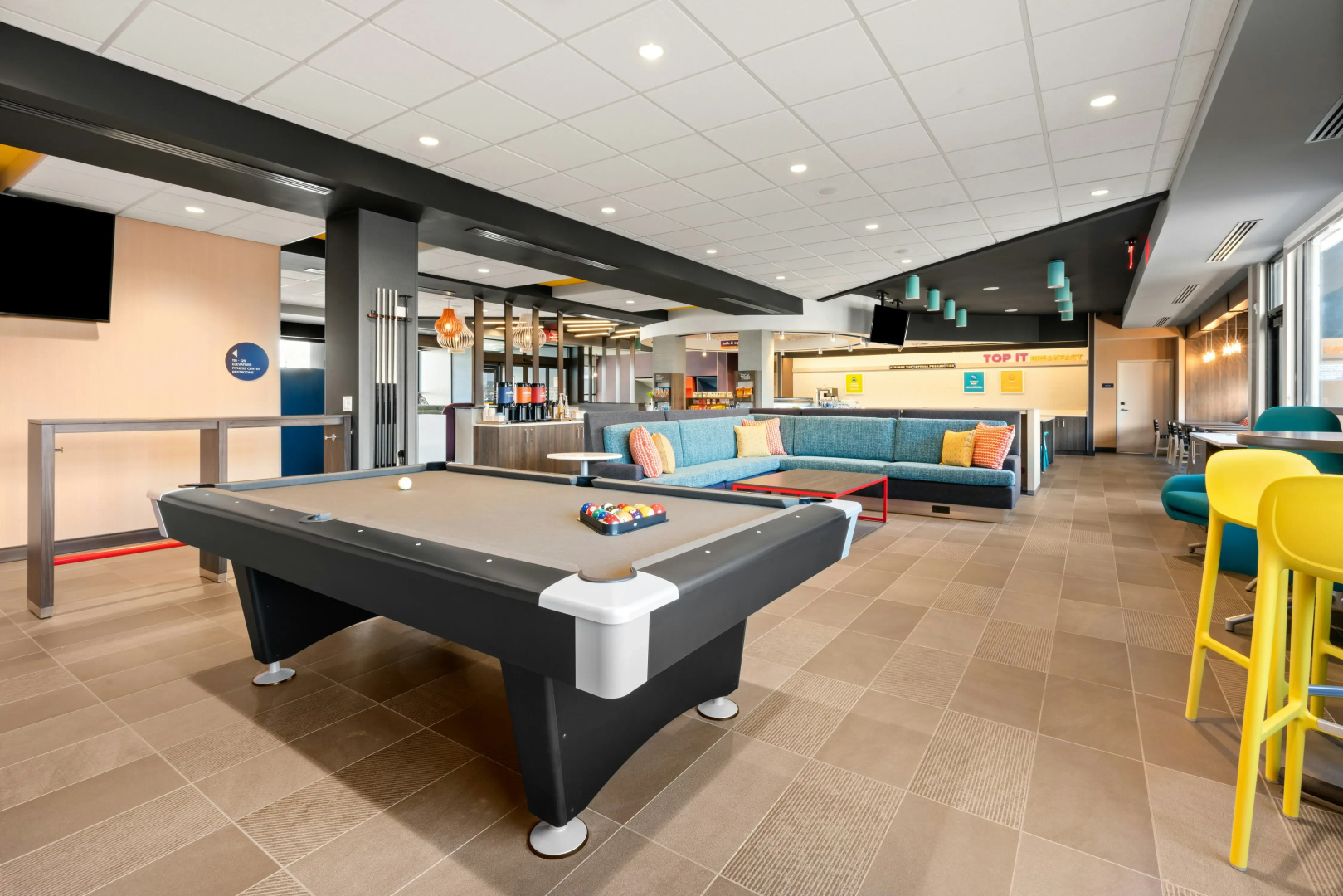 Photo - Tru by Hilton Portland Airport