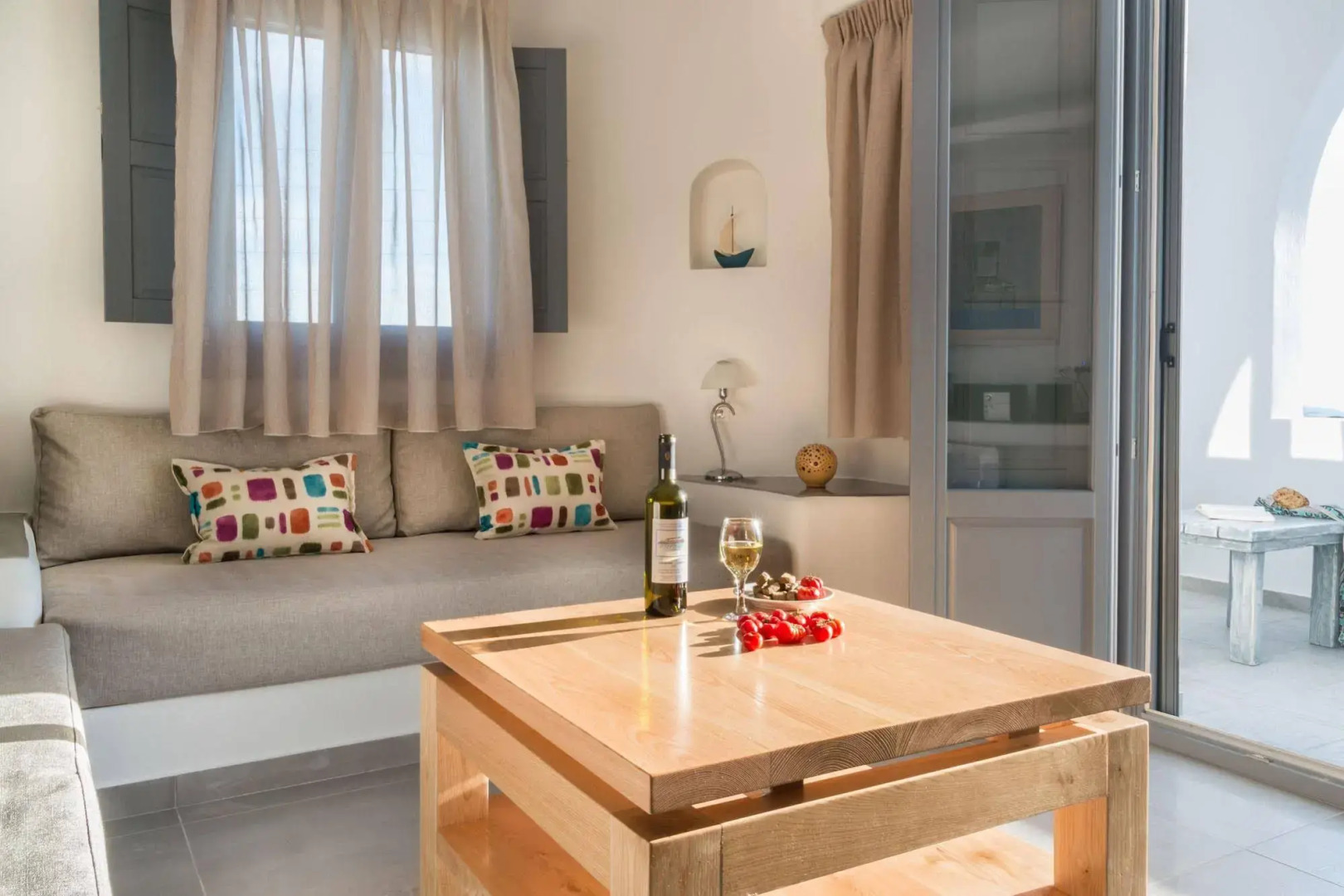 Photo - Aspronisi Luxury Villa with Caldera View