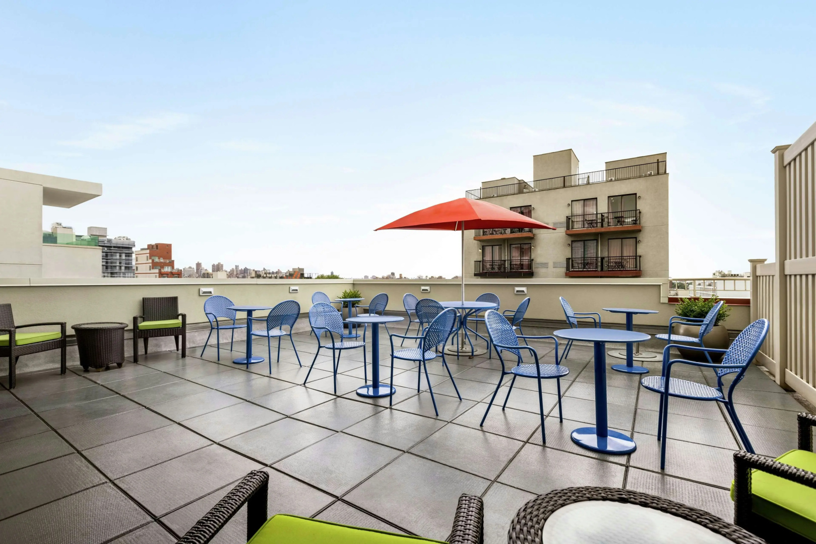 Photo - Home2 Suites by Hilton NY Long Island City/Manhattan View