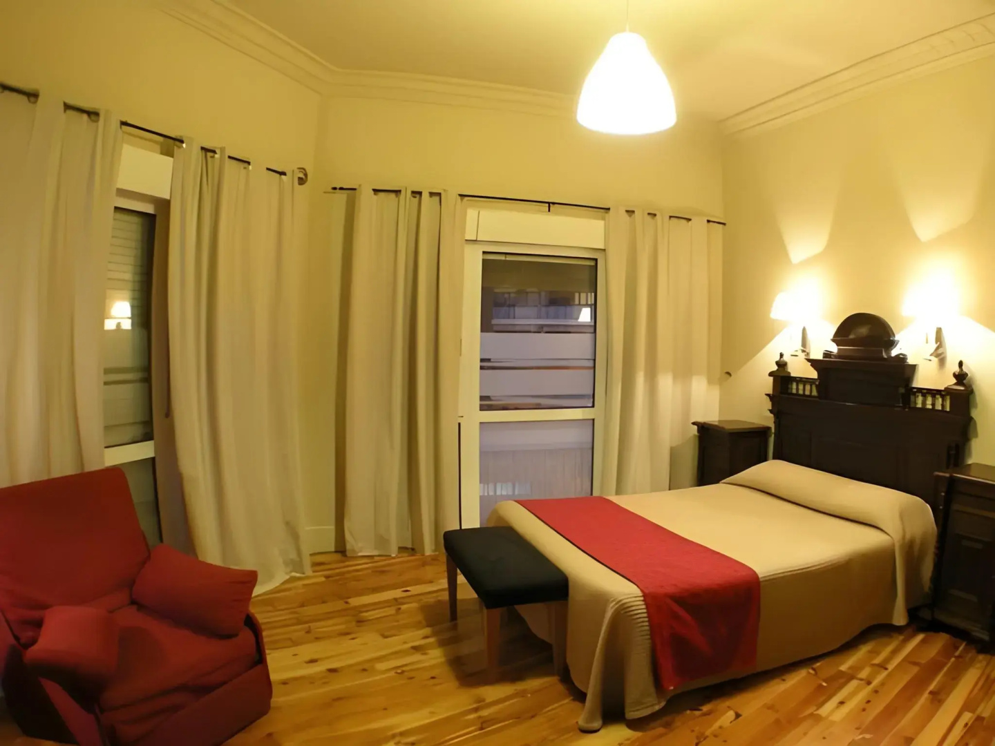 Foto - Hostal Canovas