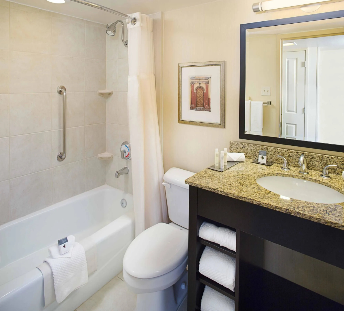 Photo - DoubleTree by Hilton New Orleans Airport