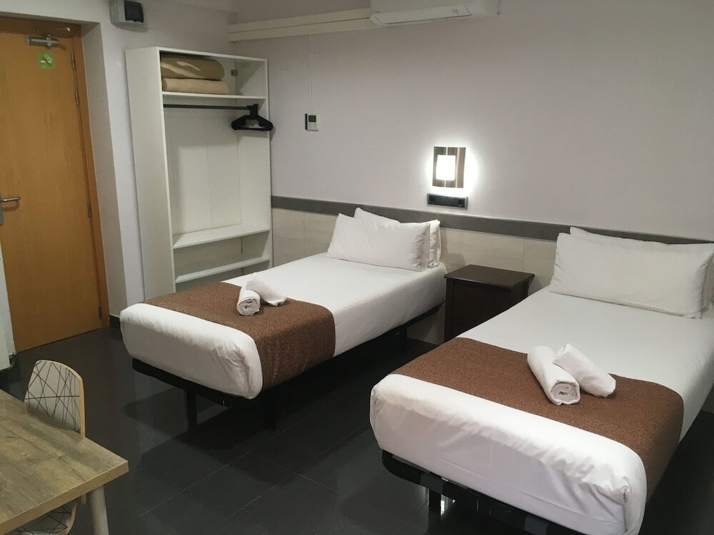 Foto - Hostal Levante Barcelona