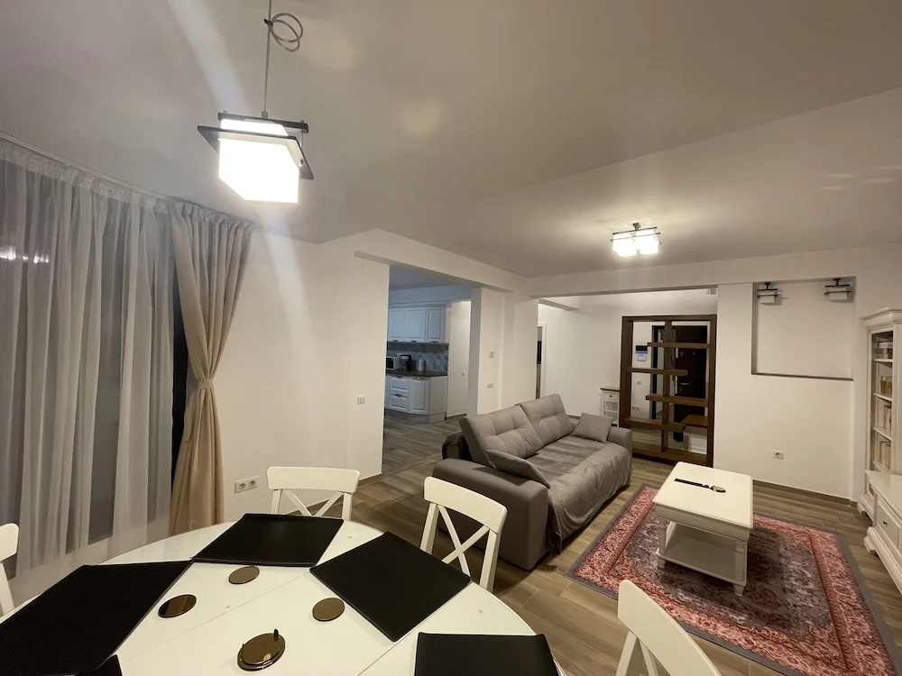 Photo - Iarca Inn