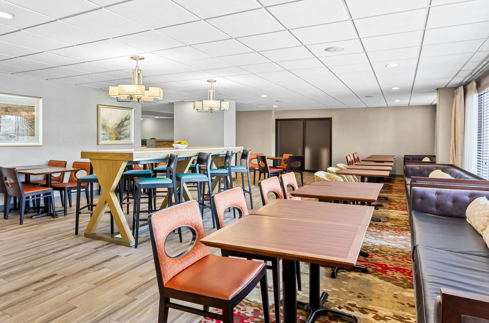 Photo - Hampton Inn Chicago/Naperville