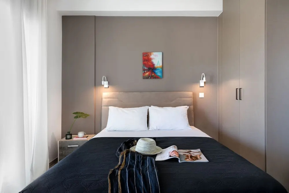 Photo - Thisean Modern Suites By Athens Stay