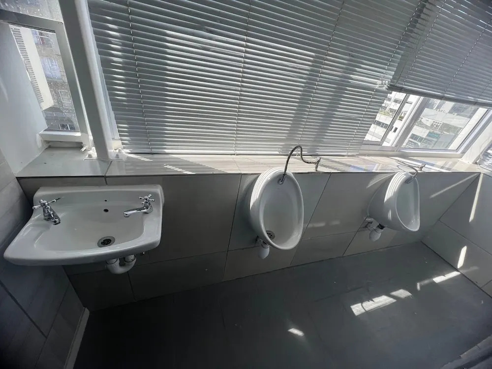 Photo - M&B Backpackers