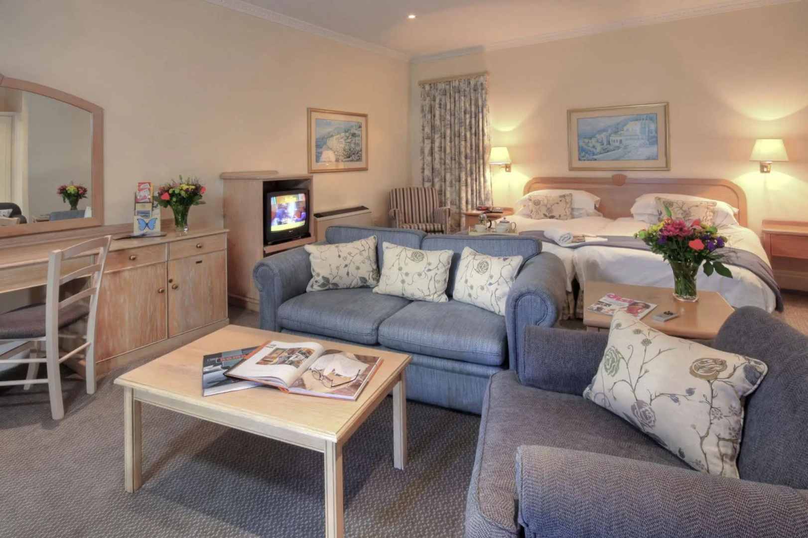 Photo - The Beach Hotel