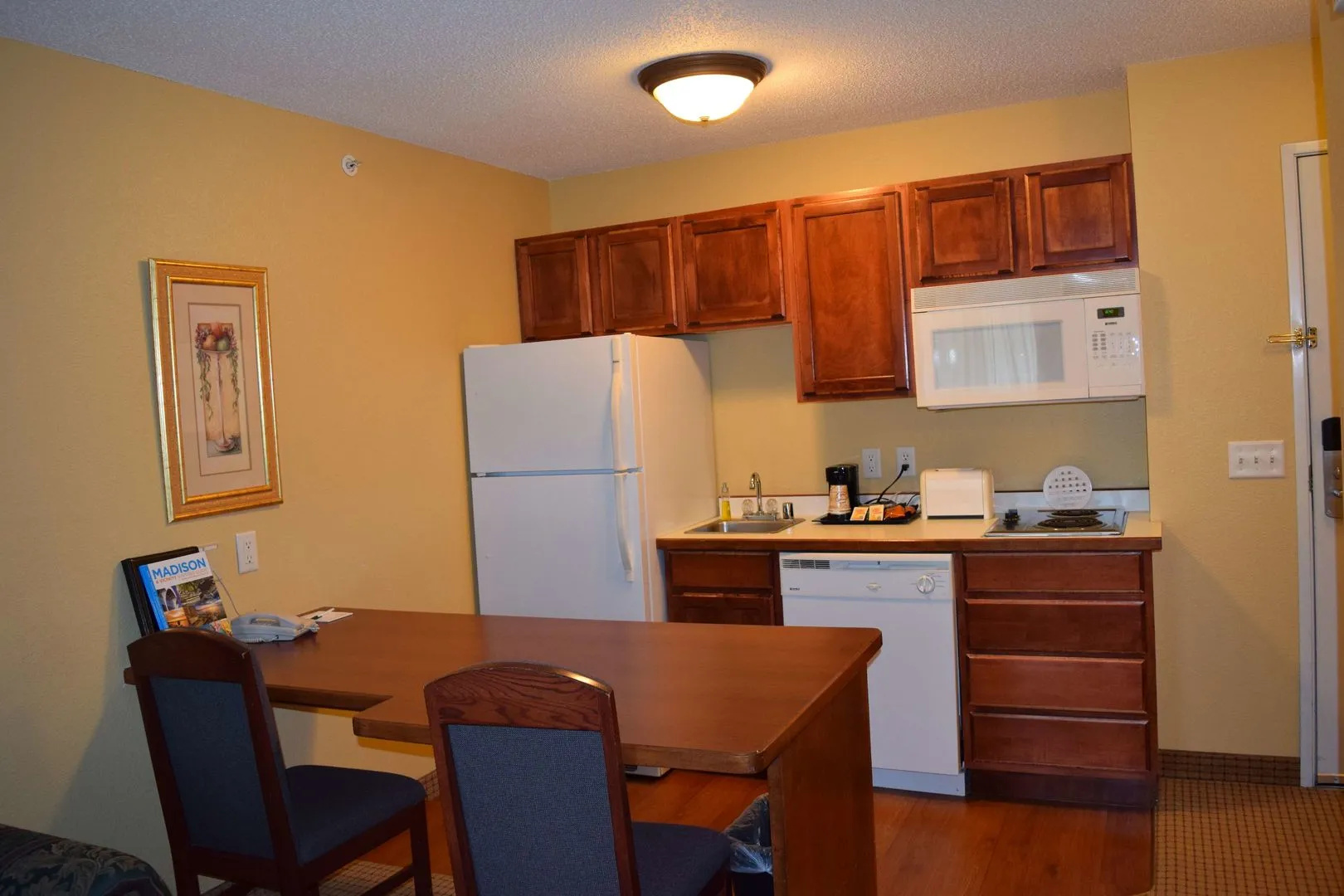 Foto - MainStay Suites Madison Airport