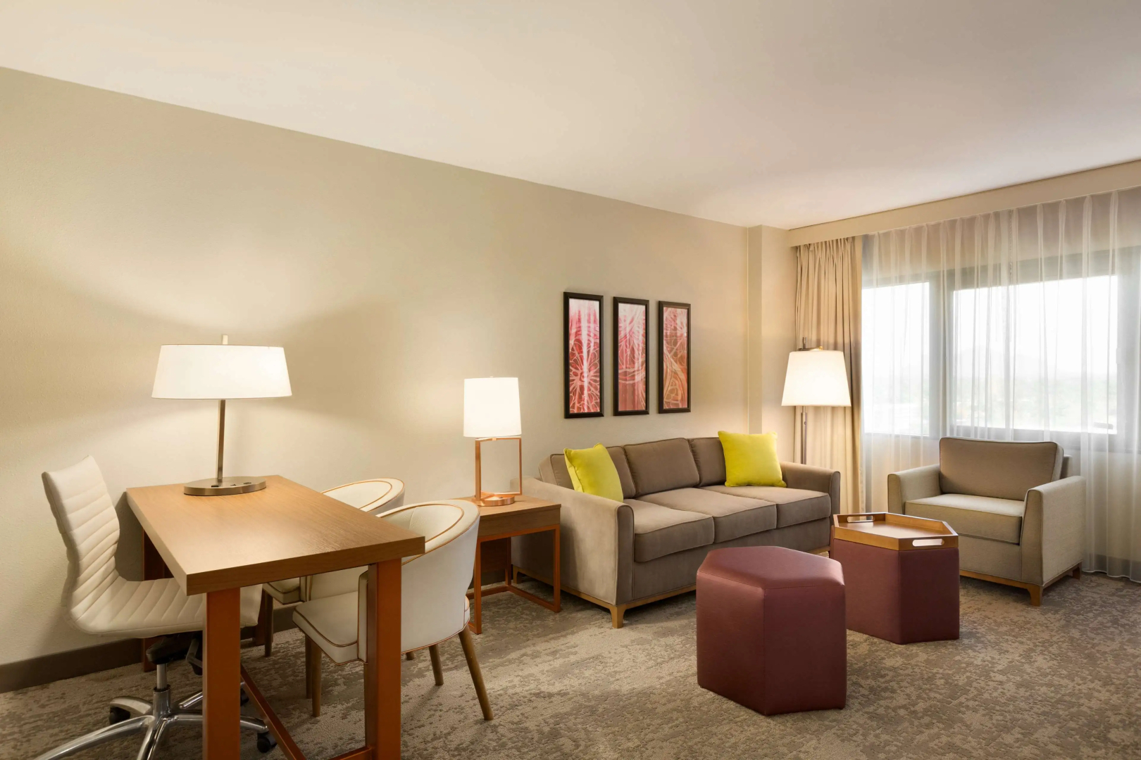 Photo - Embassy Suites by Hilton Phoenix Downtown North