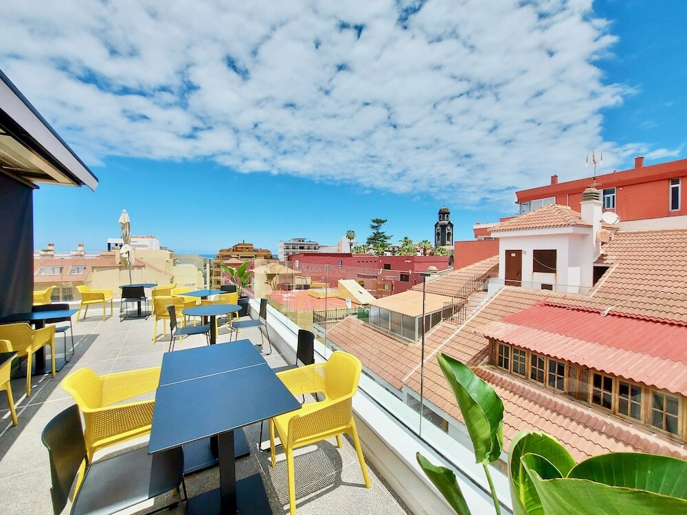 Photo - Atypicap Capsule Hostel