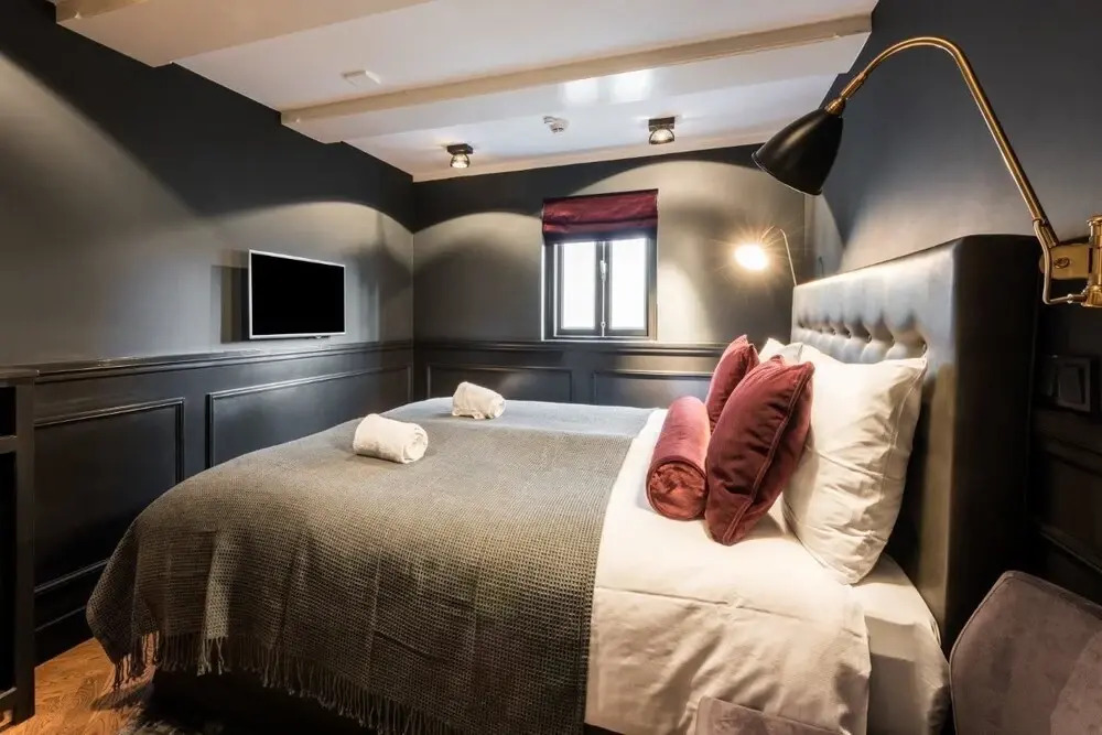 Photo - Adam Downtown