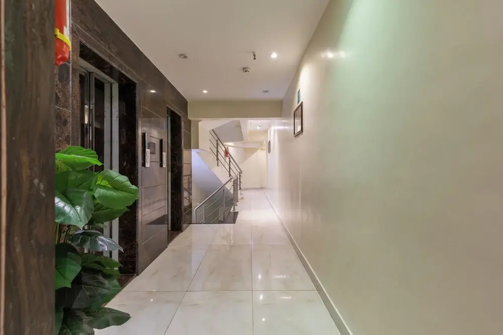 Photo - Hotel Ashyana - Near To Grant Road Station Mumbai
