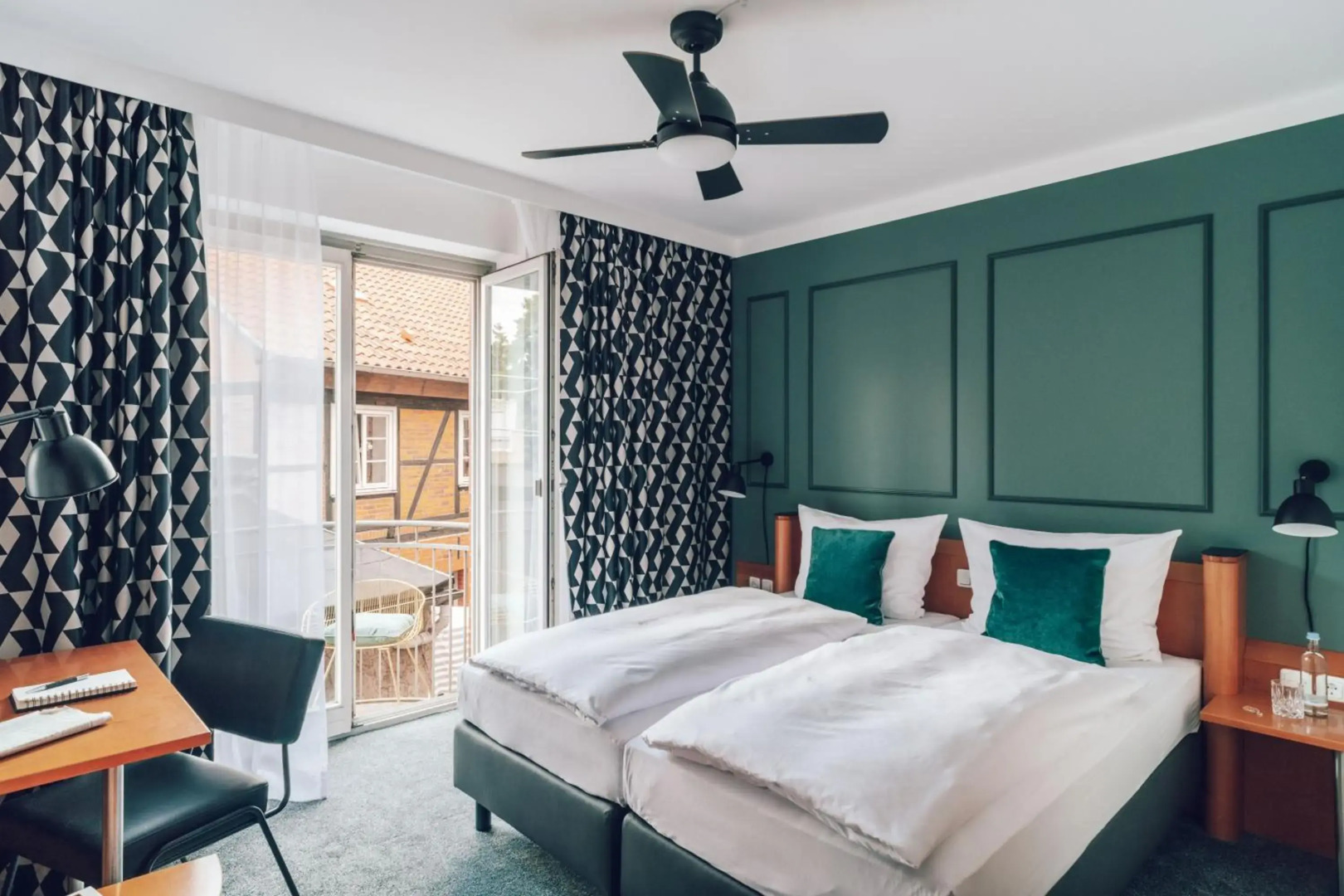 Photo - Artemis Hotel