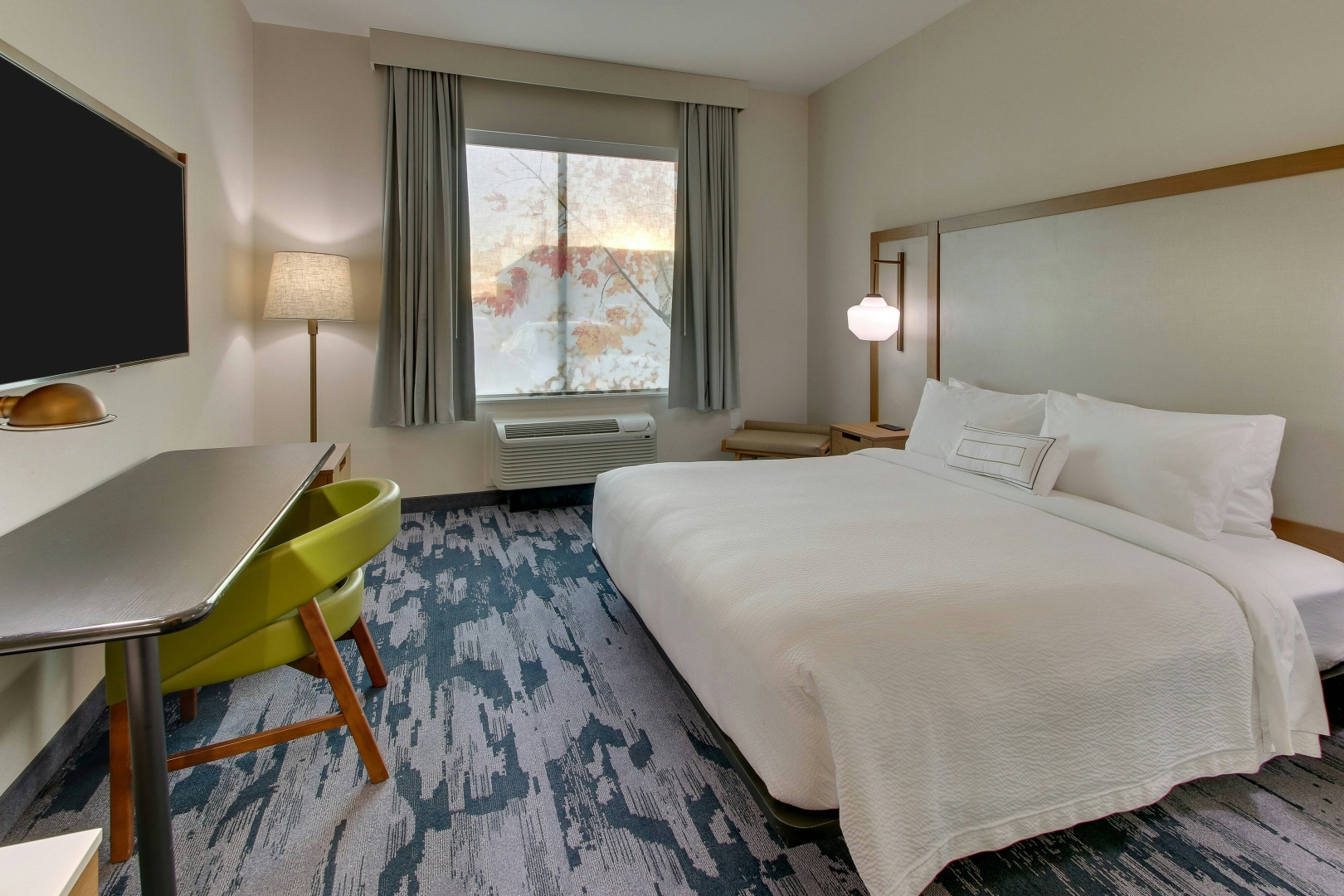Photo - Fairfield Inn & Suites by Marriott Houston Brookhollow