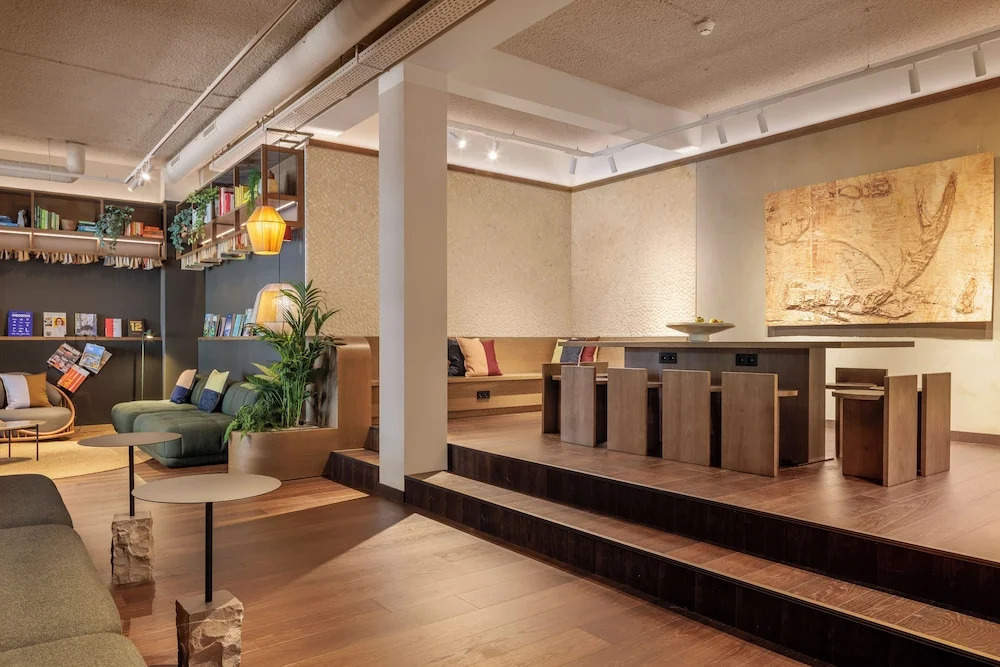 Photo - The Usual Rotterdam