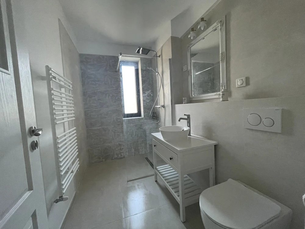 Photo - Iarca Inn