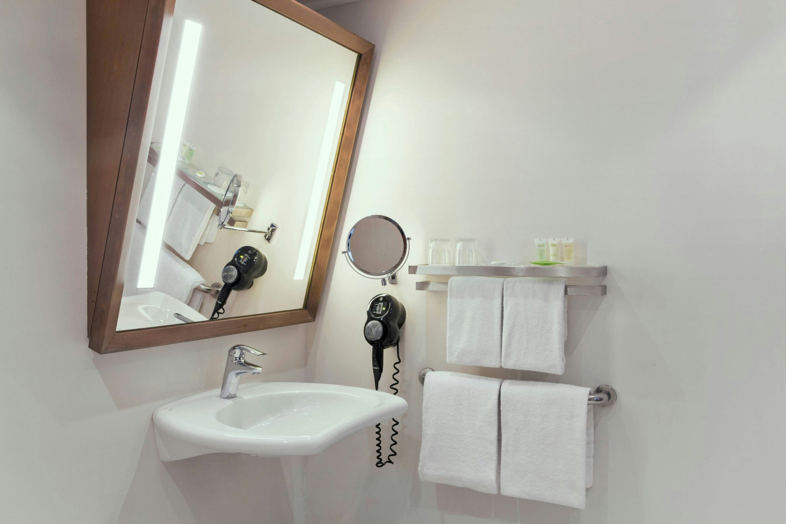Photo - Courtyard by Marriott Wiesbaden-Nordenstadt