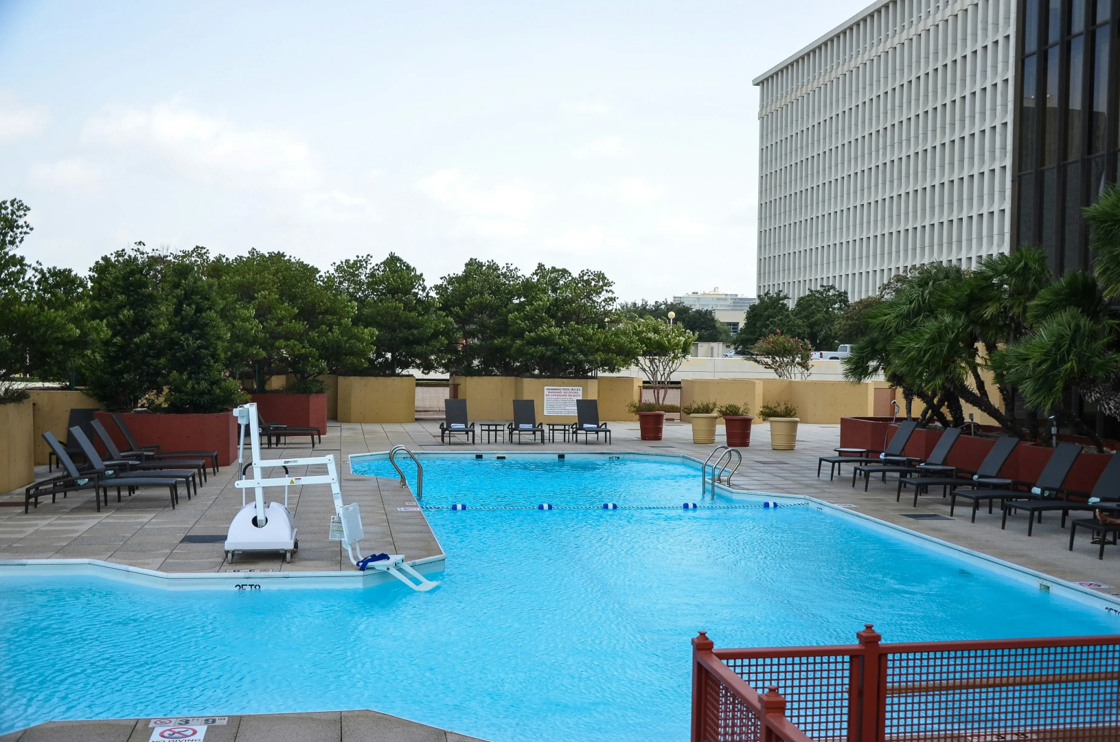 Photo - DoubleTree by Hilton Hotel Houston - Greenway Plaza