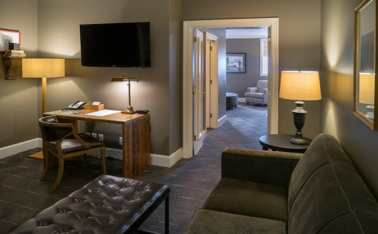 Photo - Sentinel Hotel