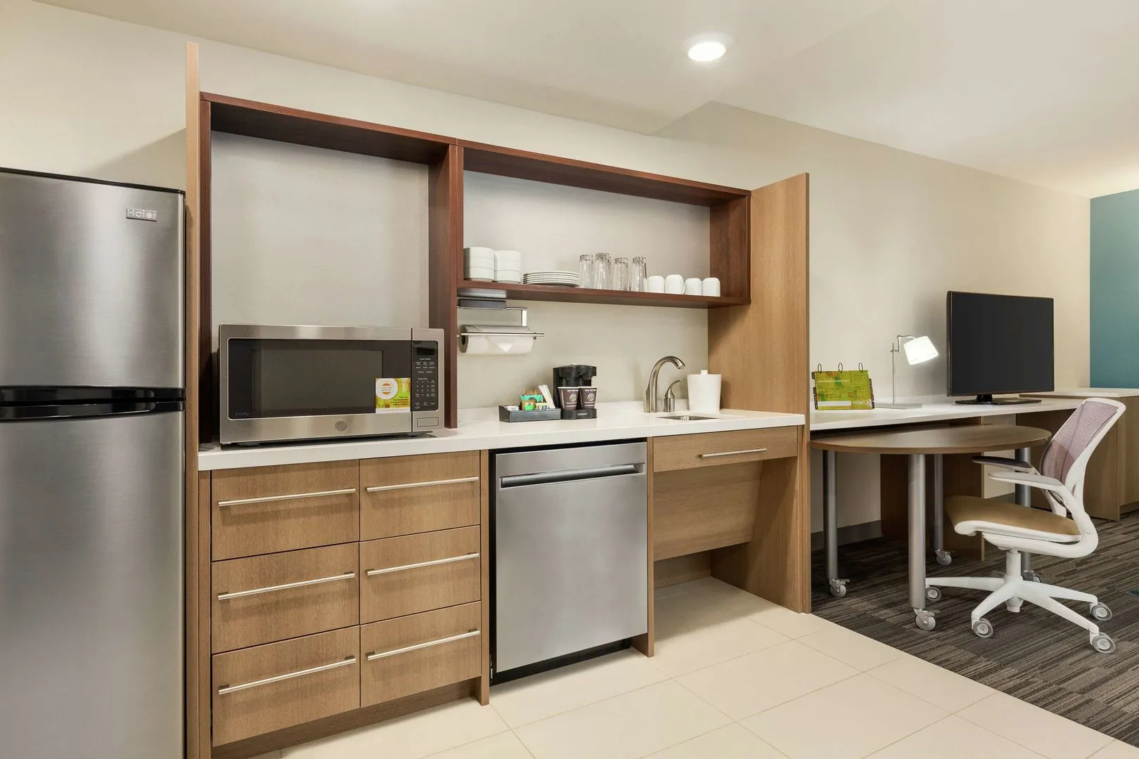 Photo - Home2 Suites by Hilton Portland Airport OR