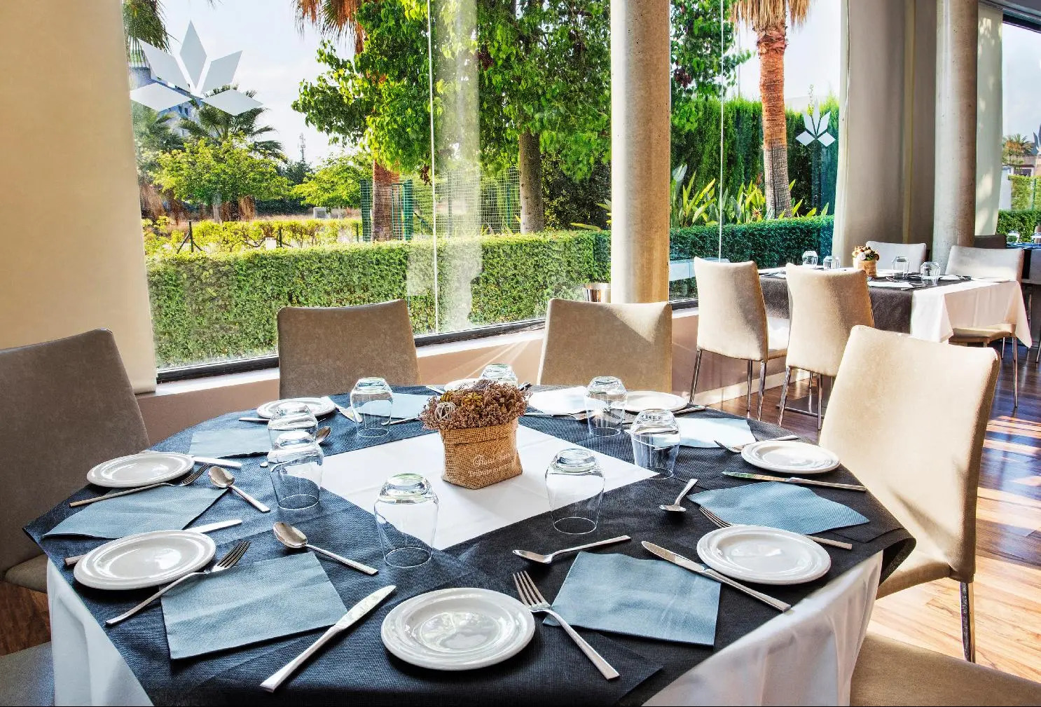 Photo - AZZ Valencia Táctica Hotel