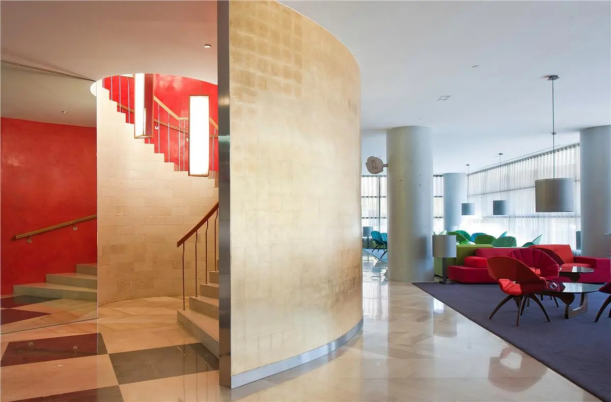 Foto - Hotel Reina Petronila