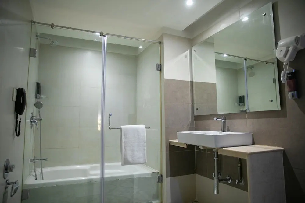 Photo - Grand Continent Secunderabad A Sarovar Portico Affiliate Hotel