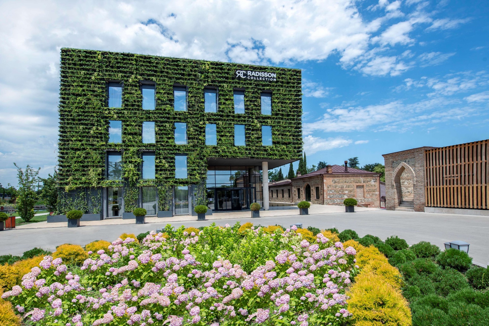 TSINANDALI ESTATE, A RADISSON COLLECTION HOTEL