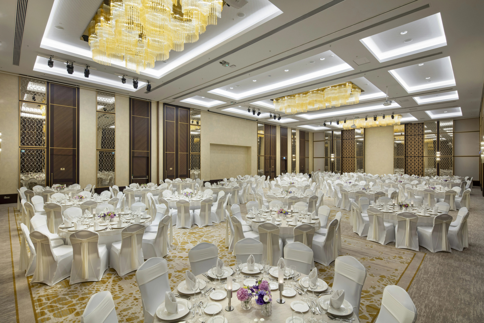Foto - DoubleTree By Hilton Antalya City Centre