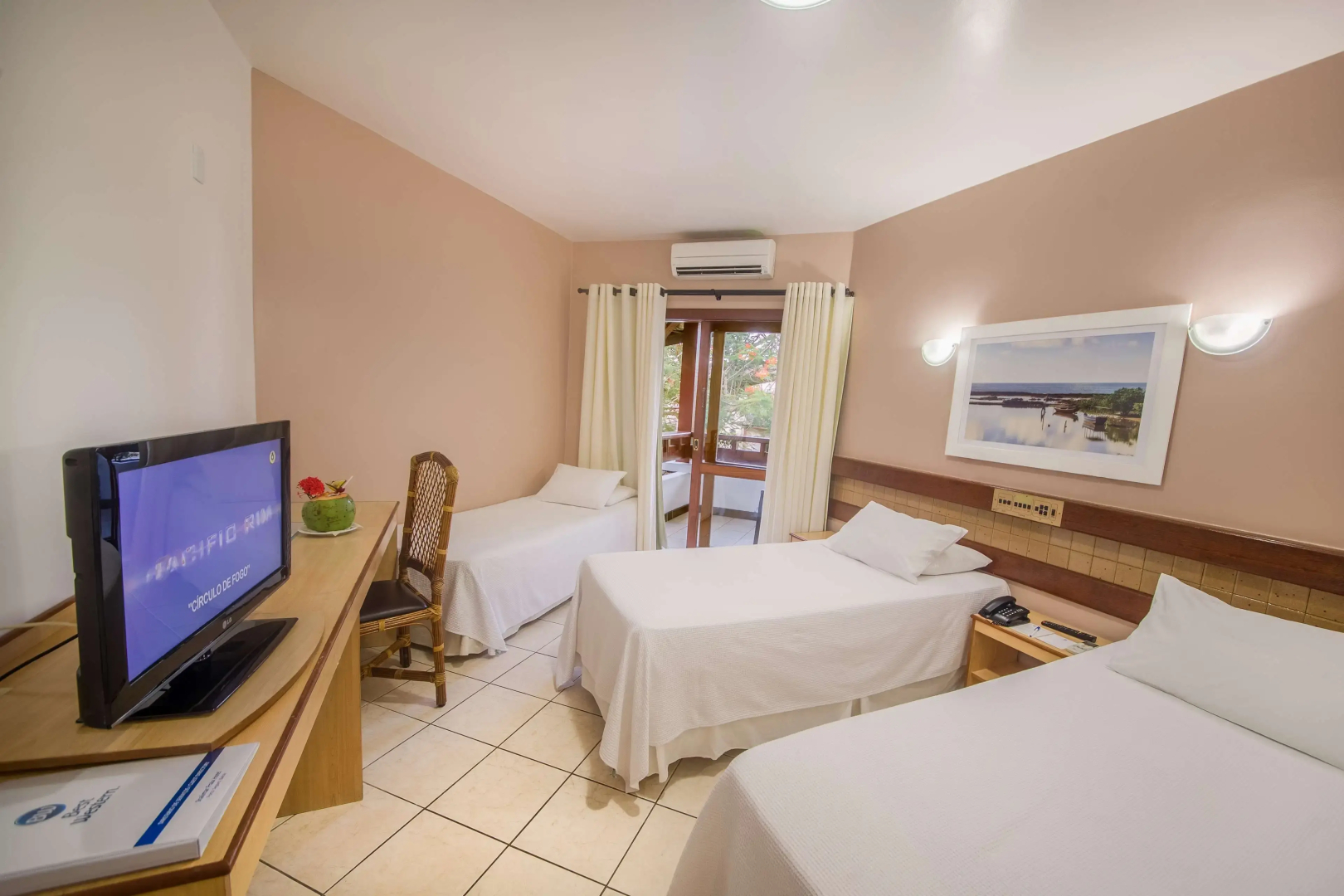 Photo - Best Western Shalimar Praia Hotel