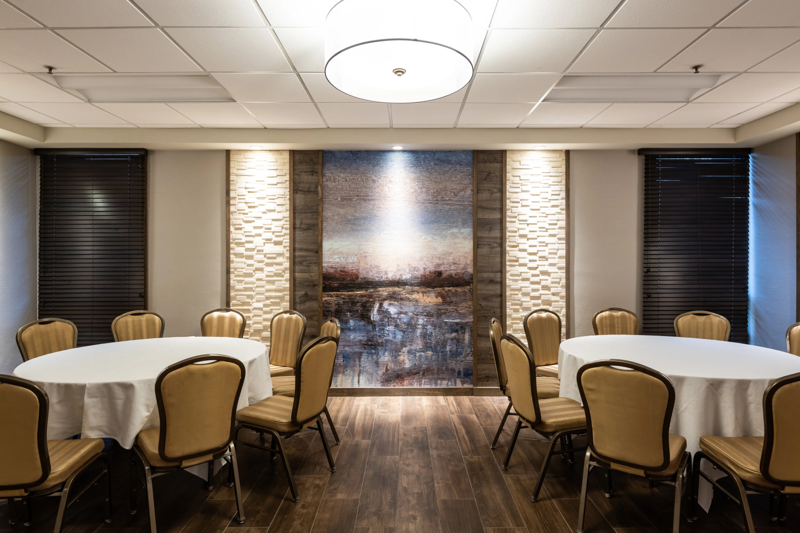 Photo - Holiday Inn Newark International Airport by IHG