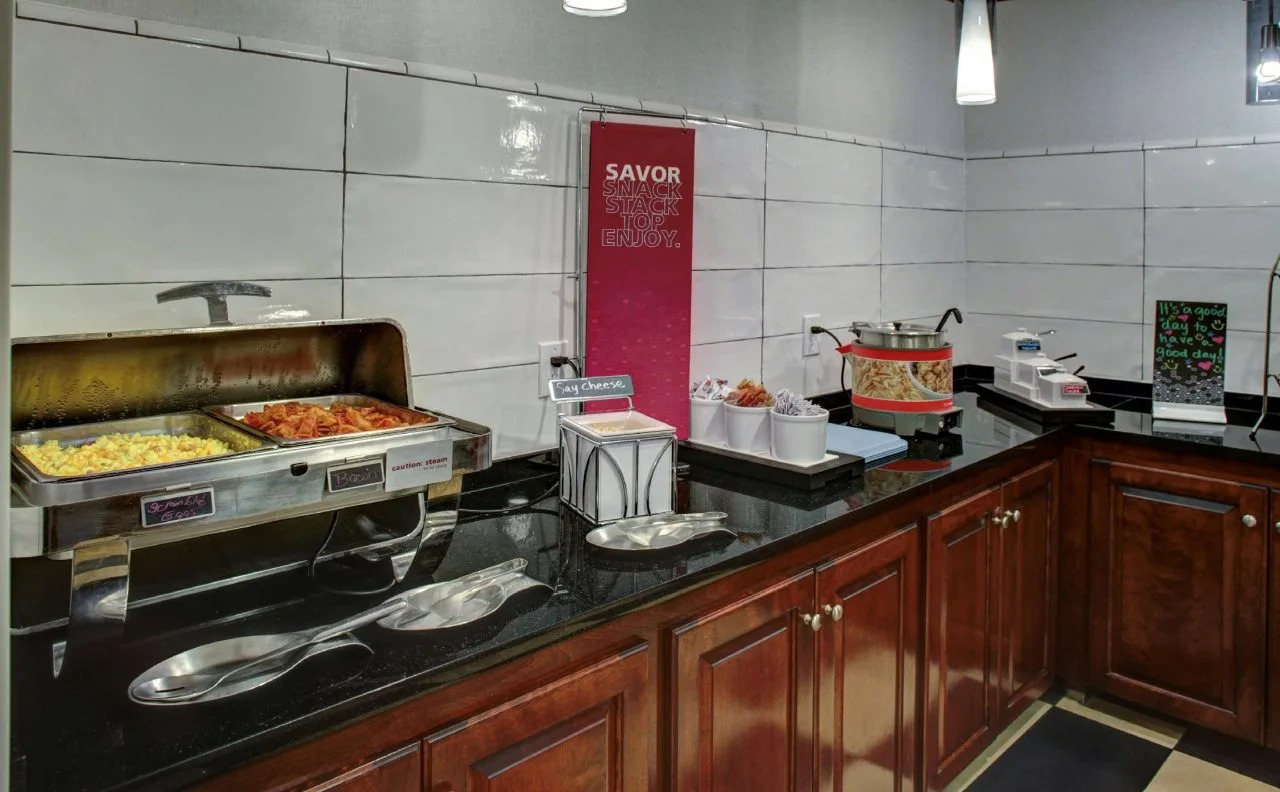 Photo - Hampton Inn & Suites at Lake Mary Colonial Townpark