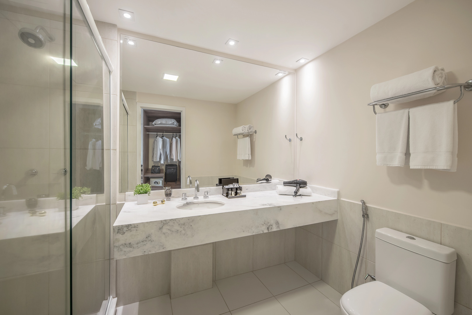 Foto - Intercity Curitiba Centro Cívico