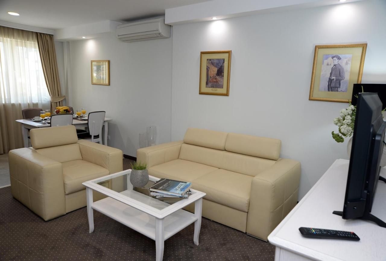 Alexandar Square Apartments